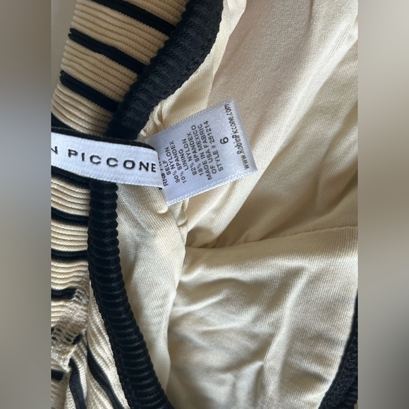 Robin Piccone Parker Stripe Rib One-Piece Swimsuit in Ecru/ Black Size 6 - Picture 6 of 7